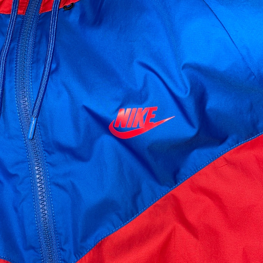 Mens Mike Windbreaker
